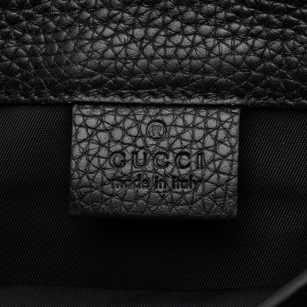 Gucci Pebbled Leather Soho Flap Belt Bag (SHF-Q9D7sL)