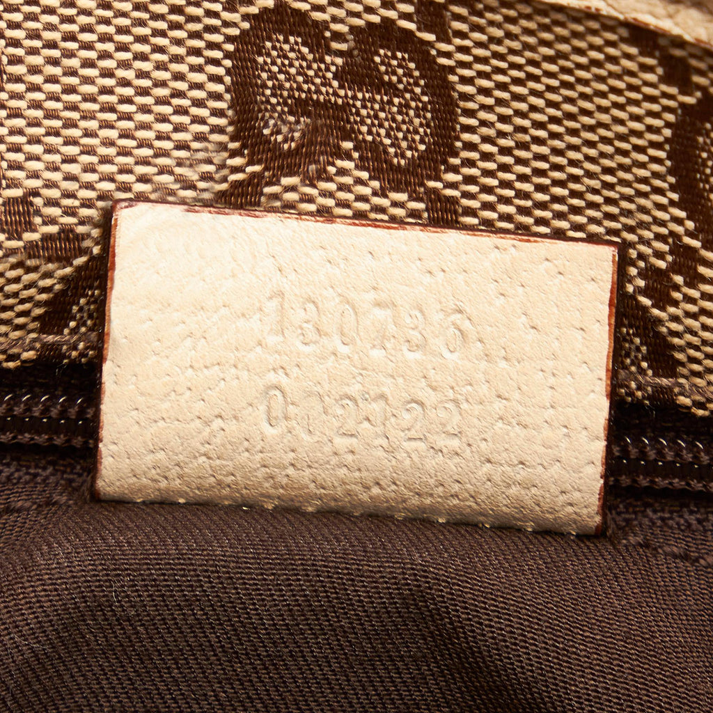 Gucci Pelham Leather Shoulder Bag (SHG-30151)