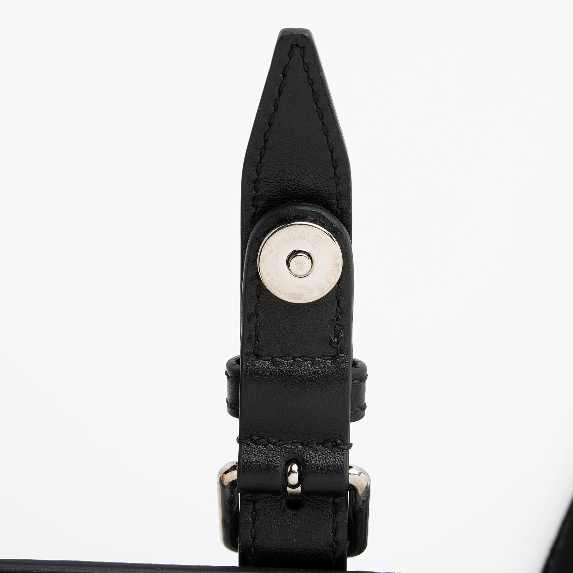 Gucci Perforated GG Double Belt Bag (SHF-ulhtMl)