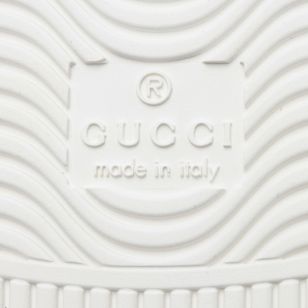 Gucci Perforated Leather Interlocking GG Ace Sneakers - Size 8.5 / 38.5 (SHF-IEm56f)