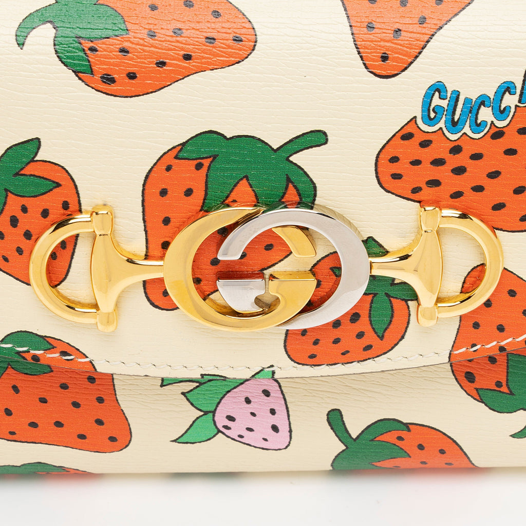 Gucci Printed Leather Strawberry Zumi Mini Shoulder Bag (SHF-Se6JXX)