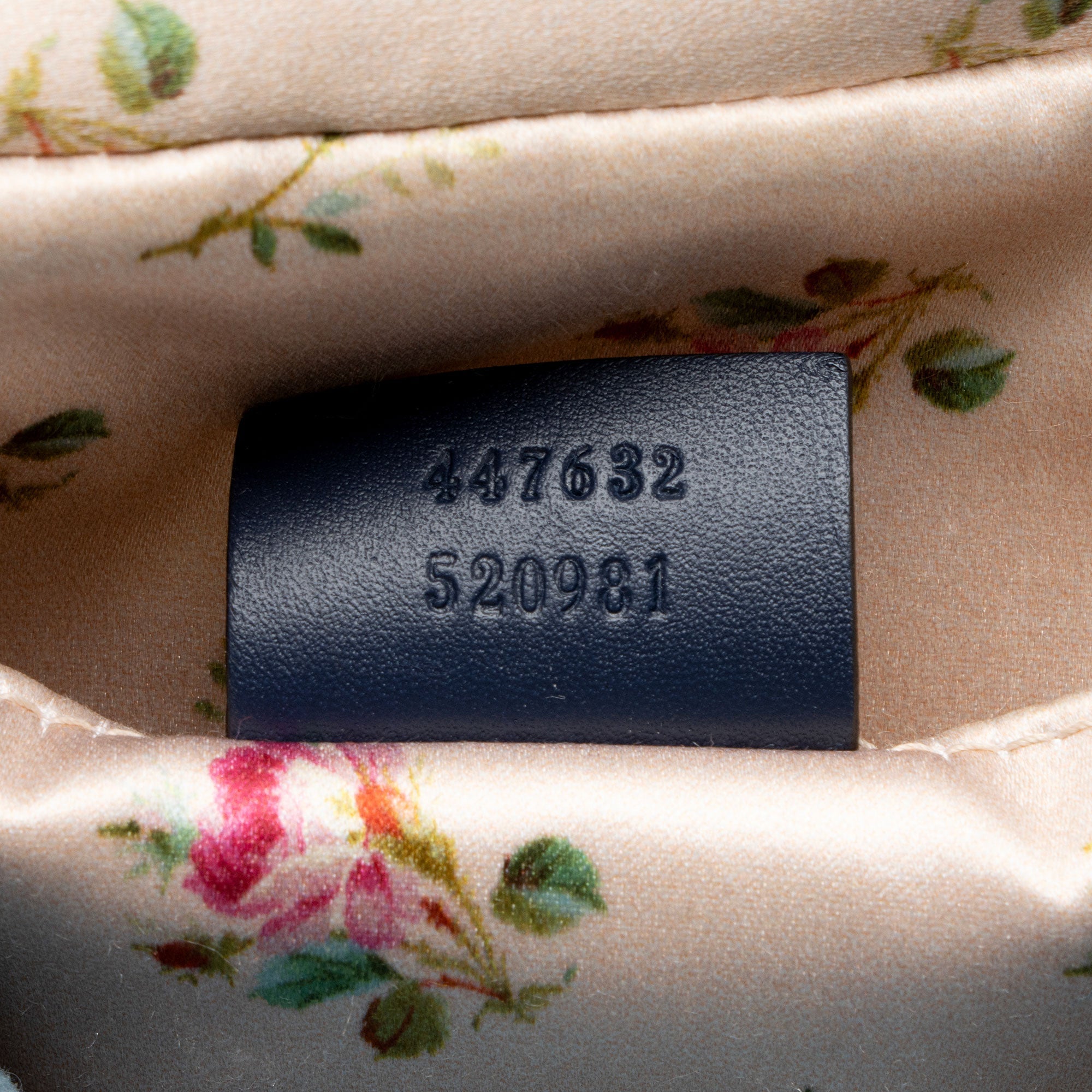 Gucci Matelasse DLBim Pearl GG Marmont Small Camera Bag