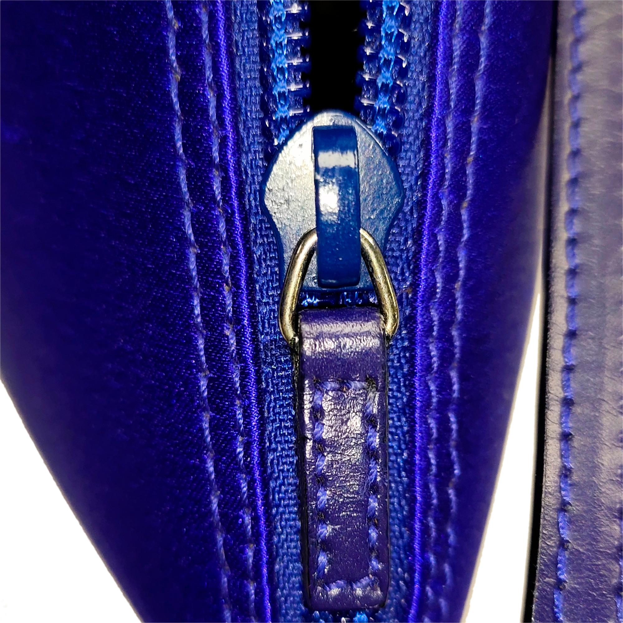Gucci Satin Boat Baguette (SHG-35291)