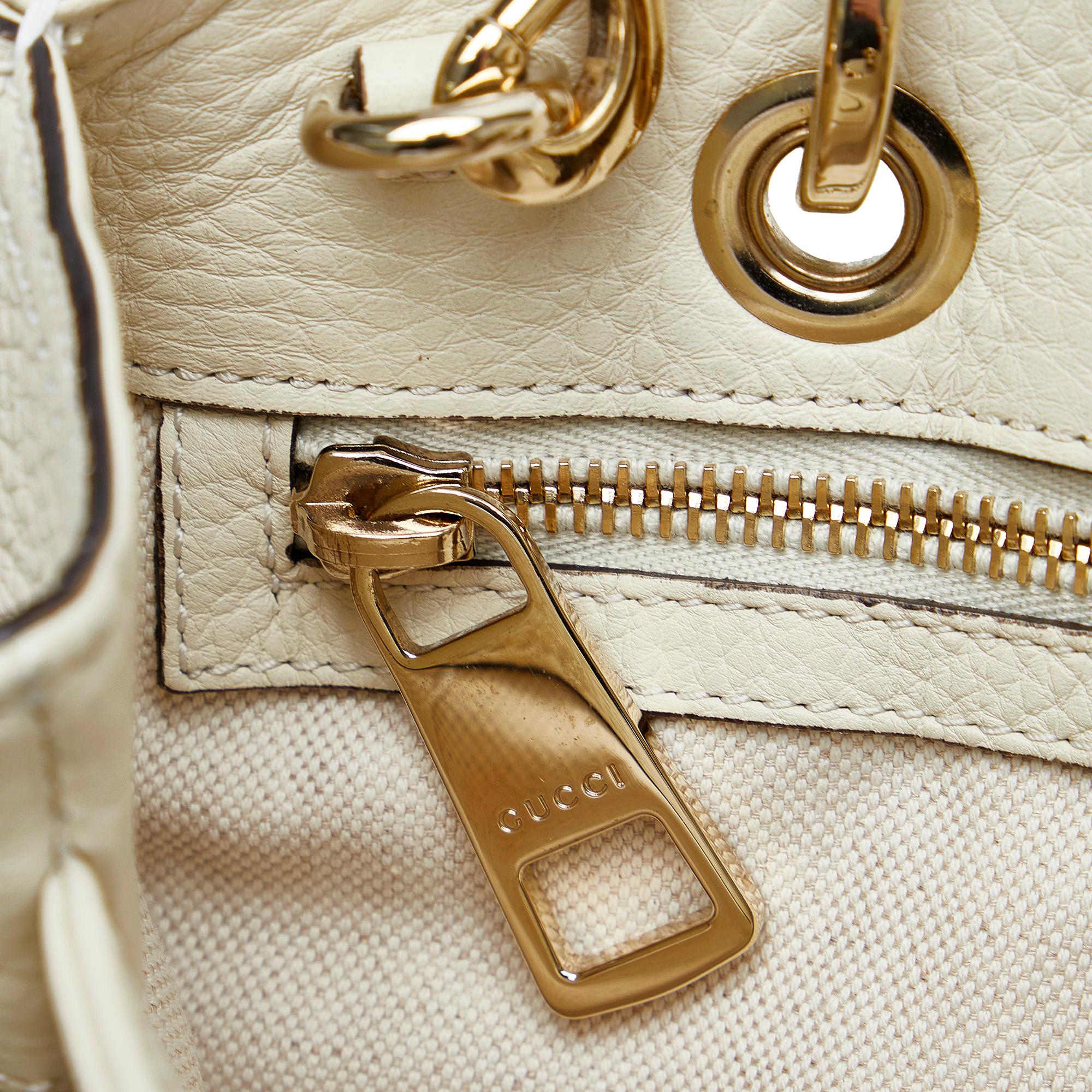 Gucci Small Bamboo Shopper (SHG-fzf4hC)