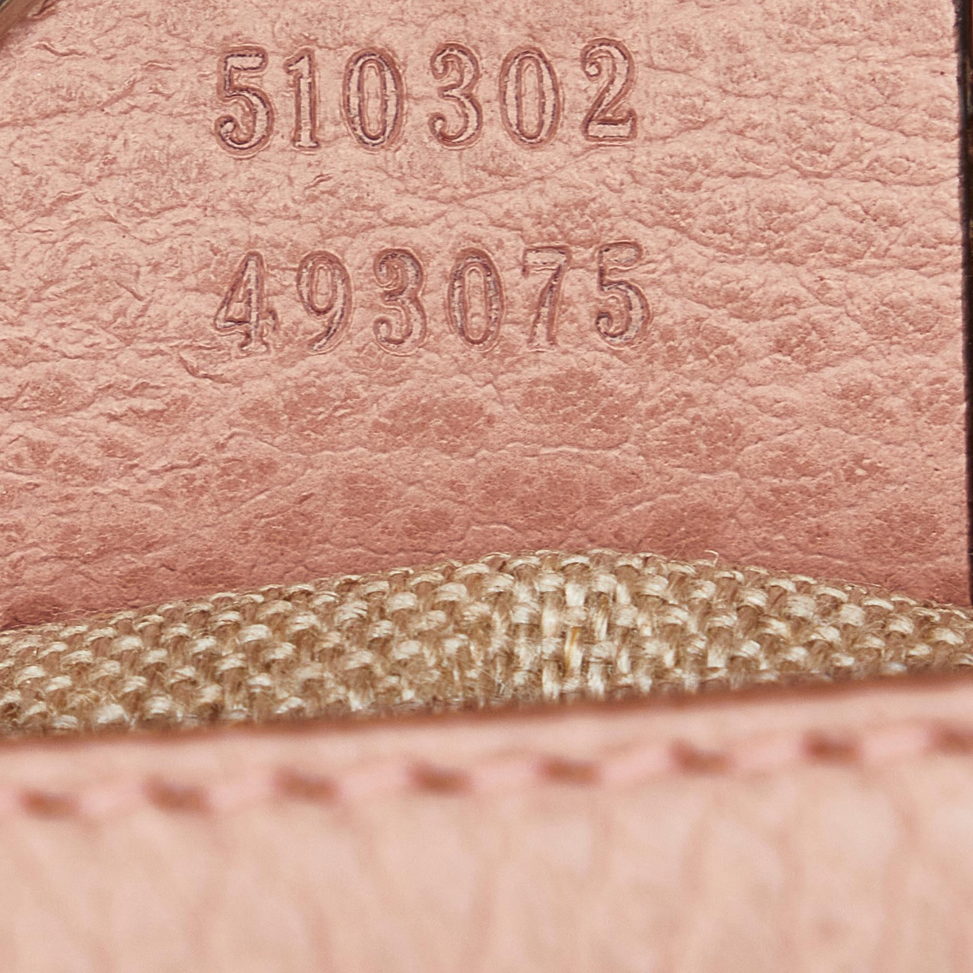Gucci Small Dollar Calf Interlocking G Top Handle (SHG-YOtqPD)