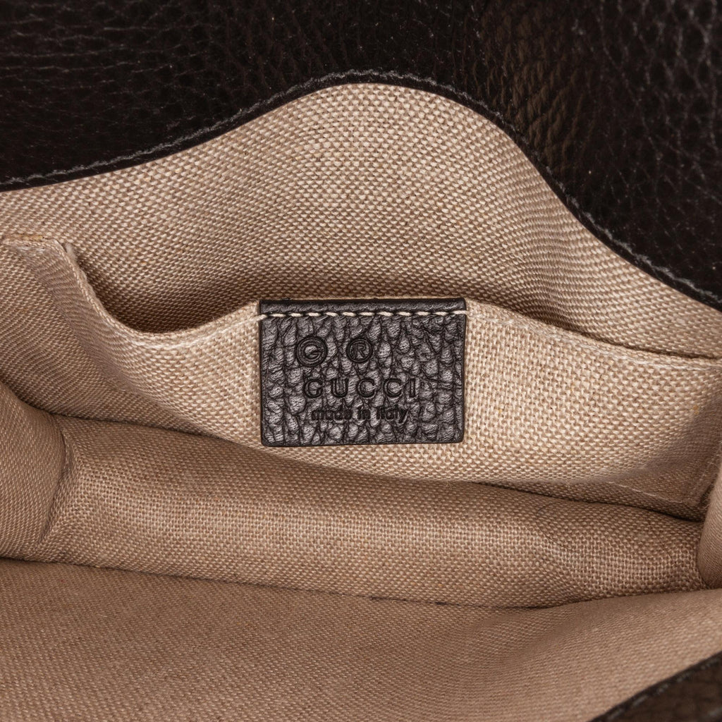 Gucci Small Dollar Interlocking G Crossbody (SHG-v0CaUw)