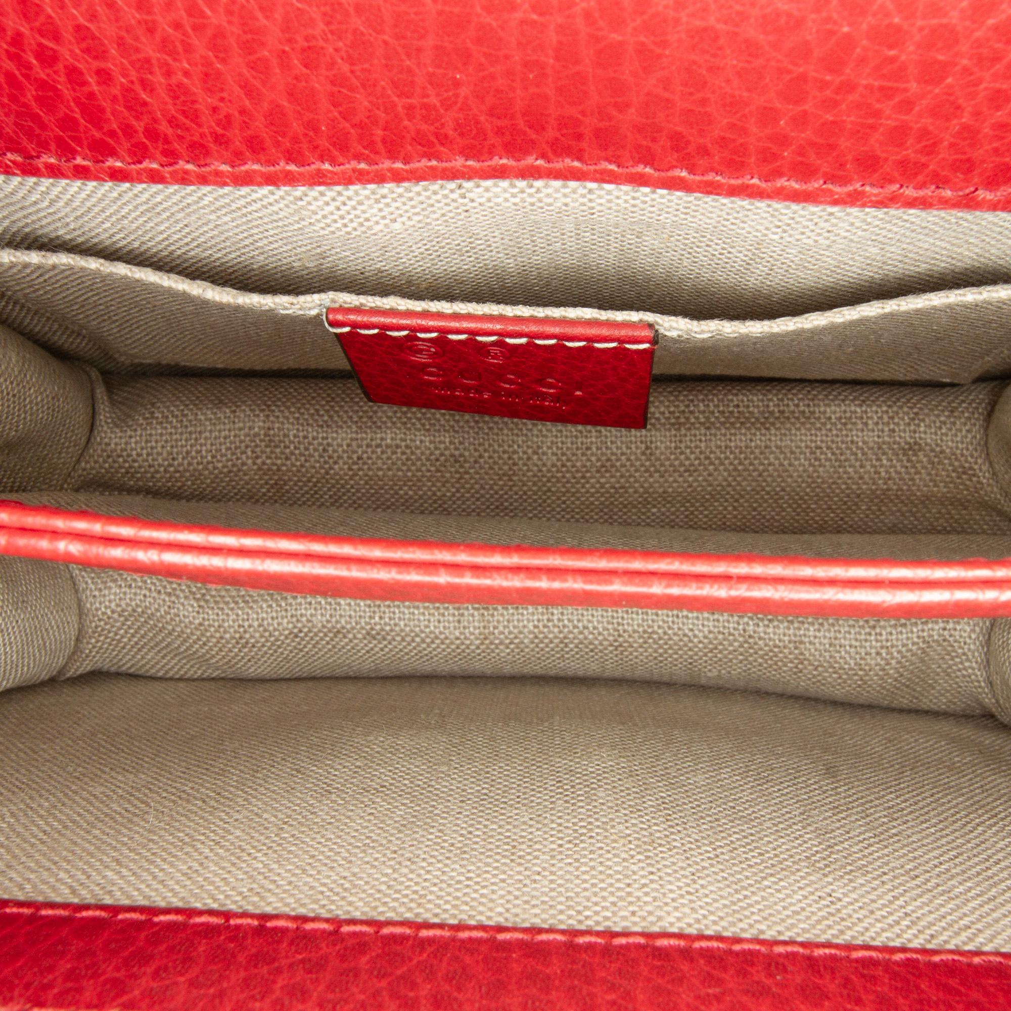 Gucci Small Dollar Interlocking G Crossbody (SHG-nlXHR2)