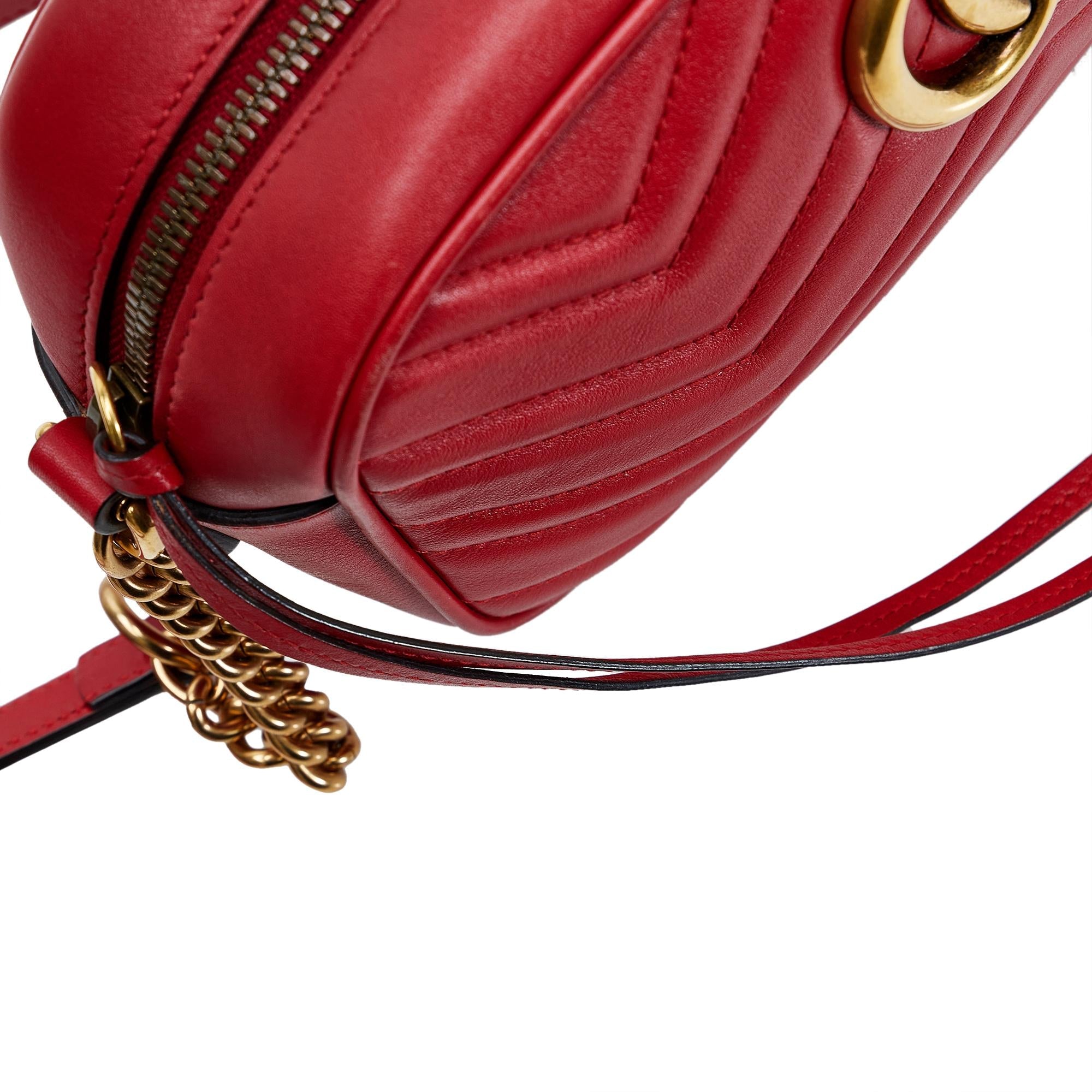 Gucci Small GG Marmont Crossbody (SHG-oaTsac)