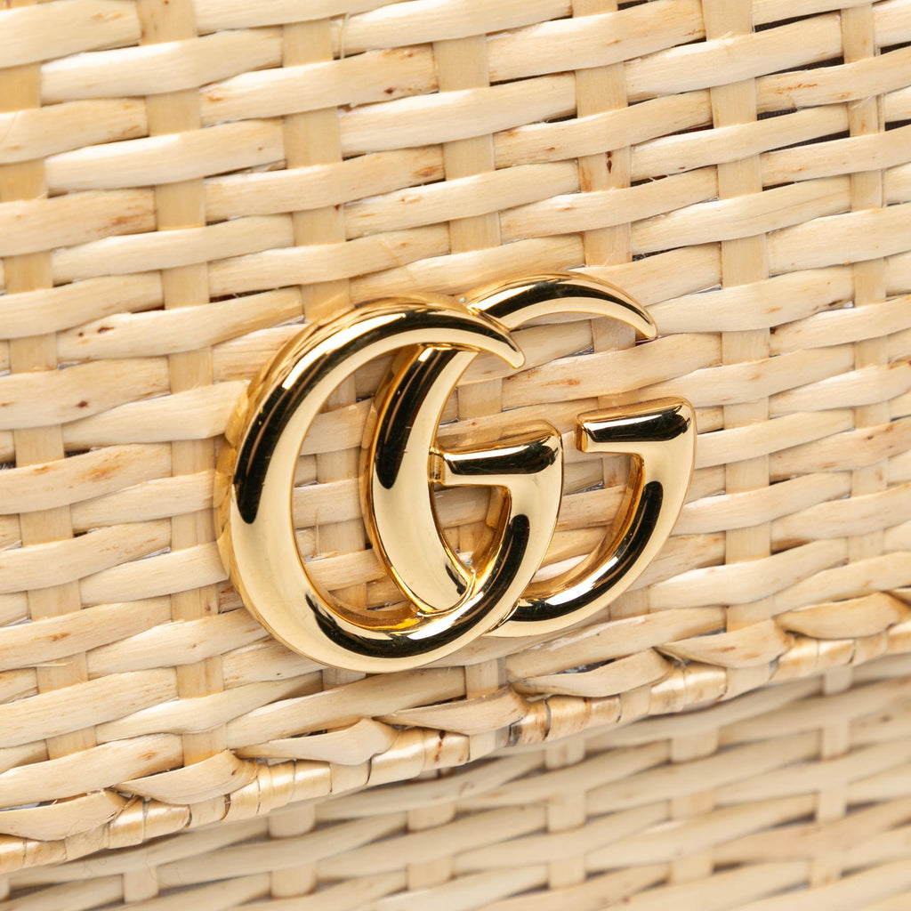 Gucci Small GG Marmont Glazed Wicker Flap (SHG-kgHeVf)