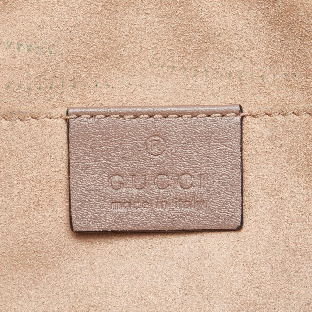 Gucci Small GG Marmont Matelasse Crossbody Bag (SHG-hny90r)