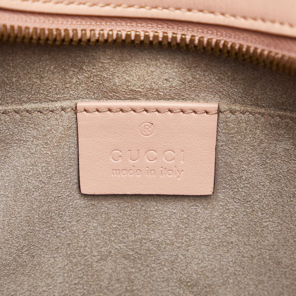 Gucci Small GG Marmont Matelasse Crossbody (SHG-FhRX5G)