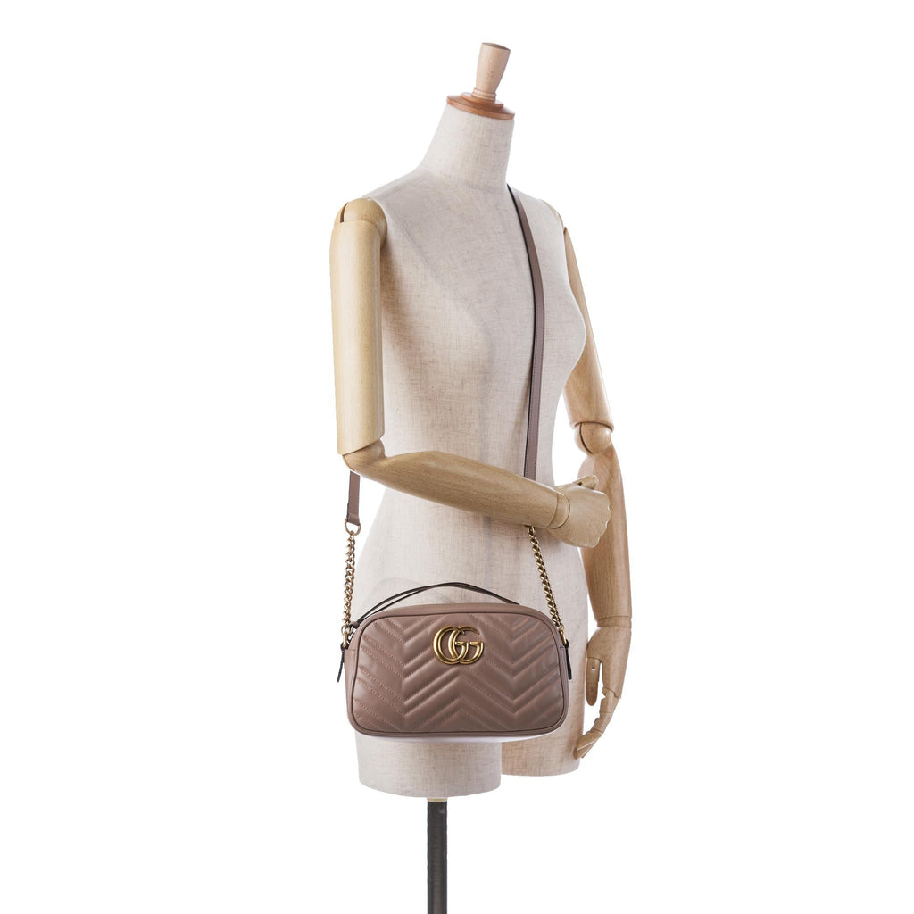 Gucci Small GG Marmont Matelasse Crossbody (SHG-g9CwWf)