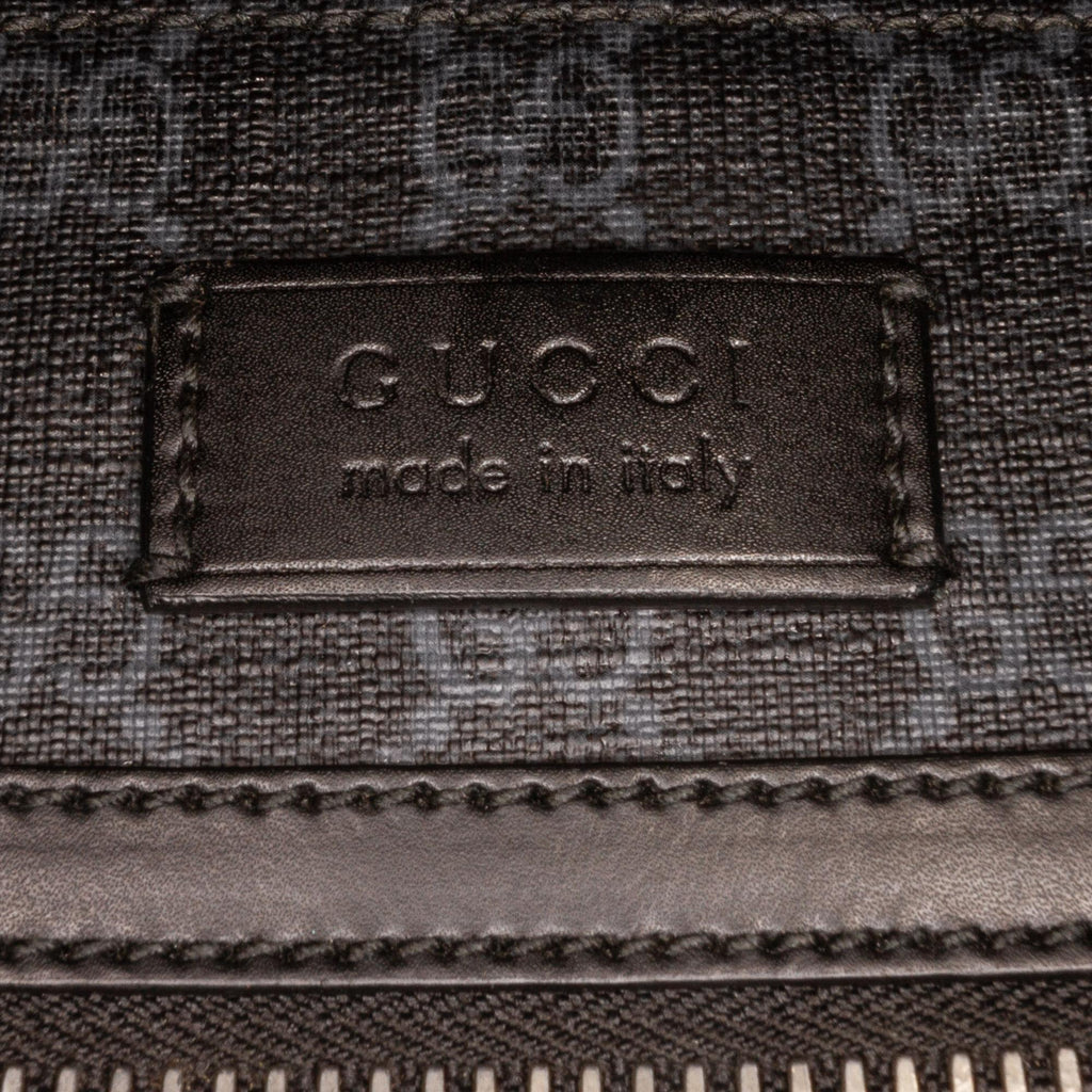 Gucci Small GG Supreme Web Crossbody (SHG-A9s8Ix)