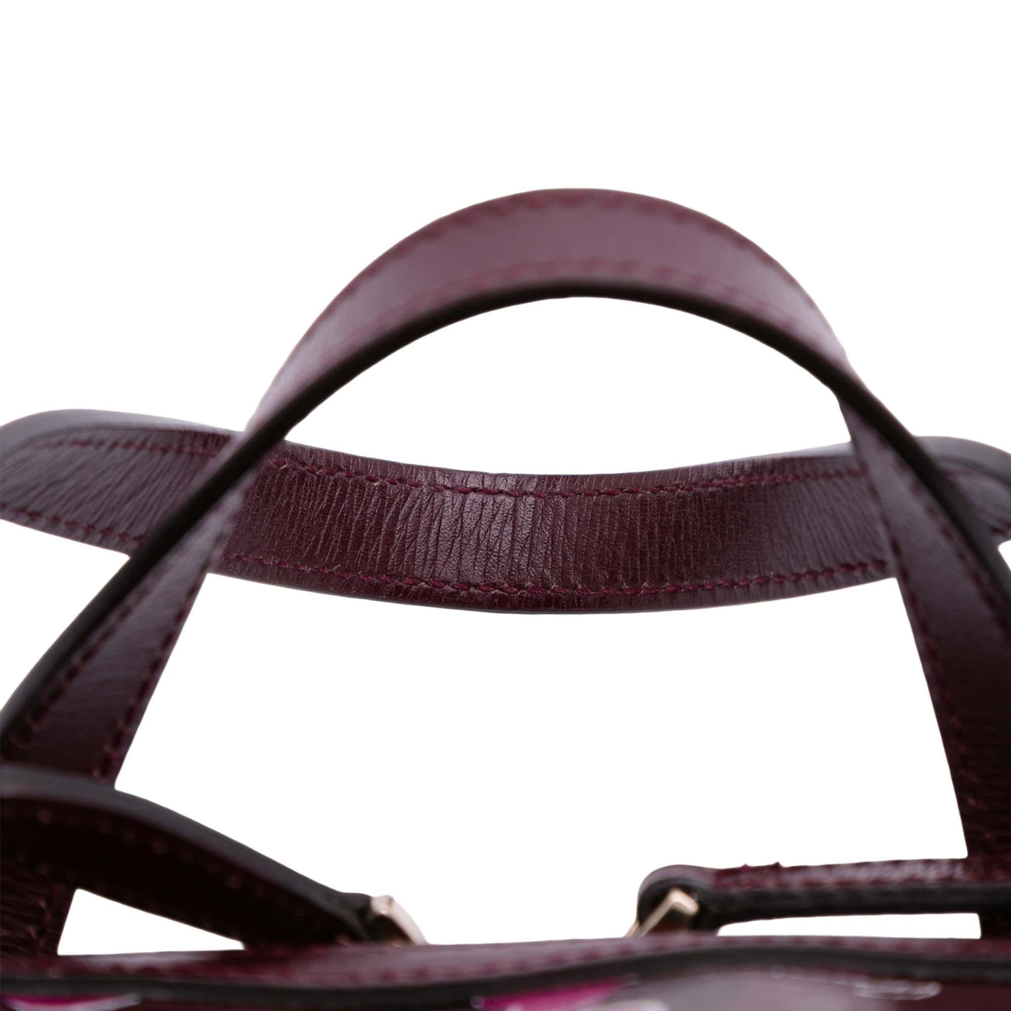 Gucci Small Leather Heartbeat Nice Dome Satchel