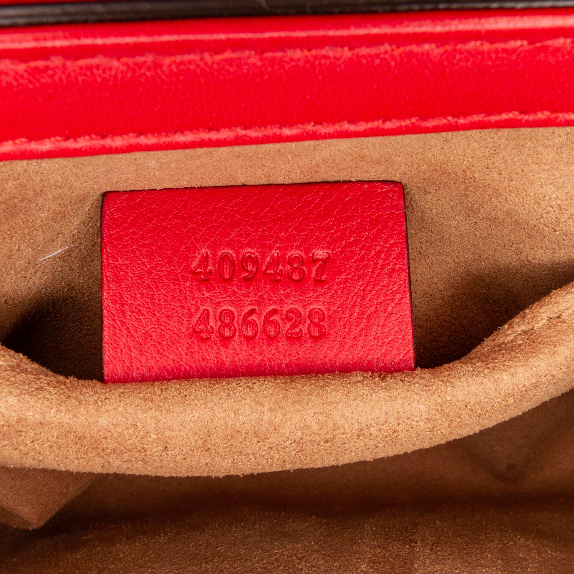 Gucci Small Leather Padlock Crossbody Bag (SHG-IOXwm8)