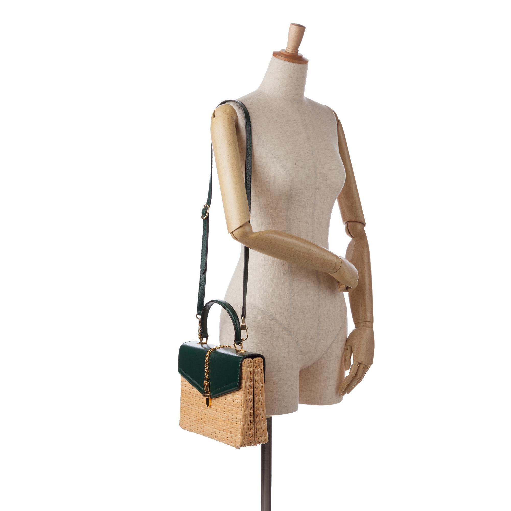 Gucci Small Sylvie Wicker Satchel (SHG-Wpjdzr)