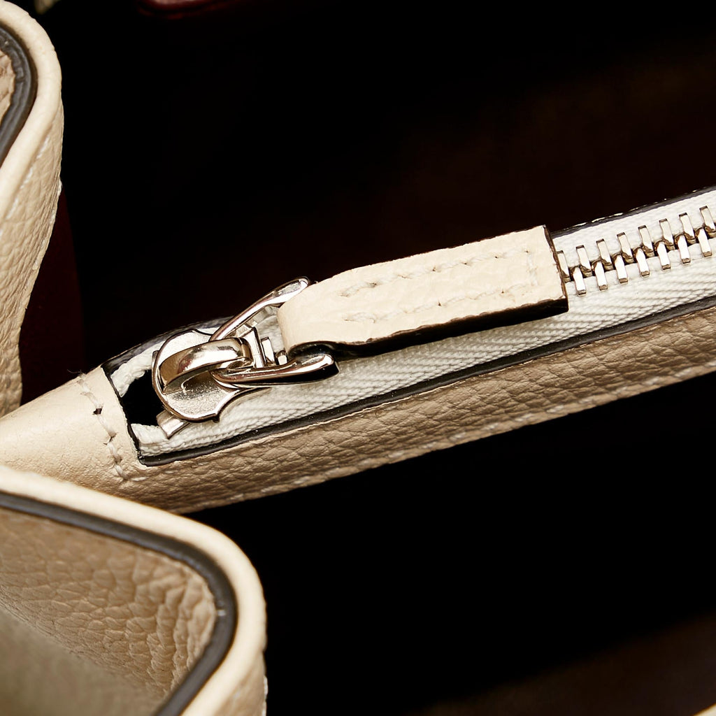 Gucci Small Zumi Satchel (SHG-36425)
