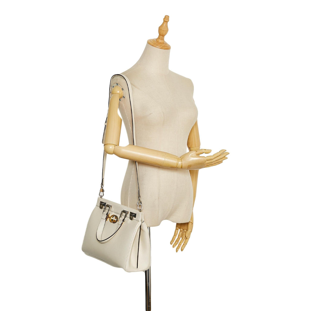 Gucci Small Zumi Satchel (SHG-36425)
