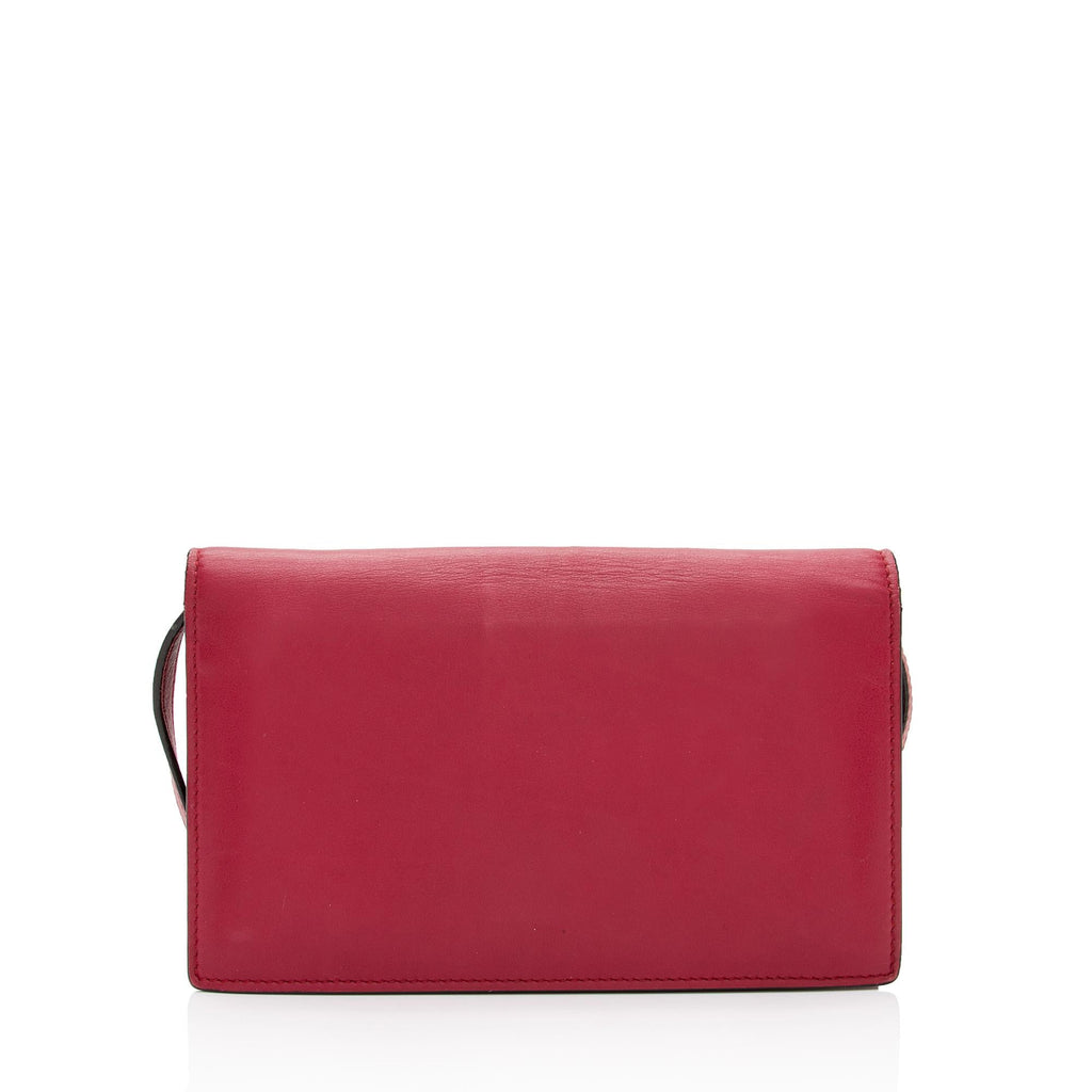 Gucci Smooth Calfskin Interlocking G Wallet on Strap (SHF-poz1cn)