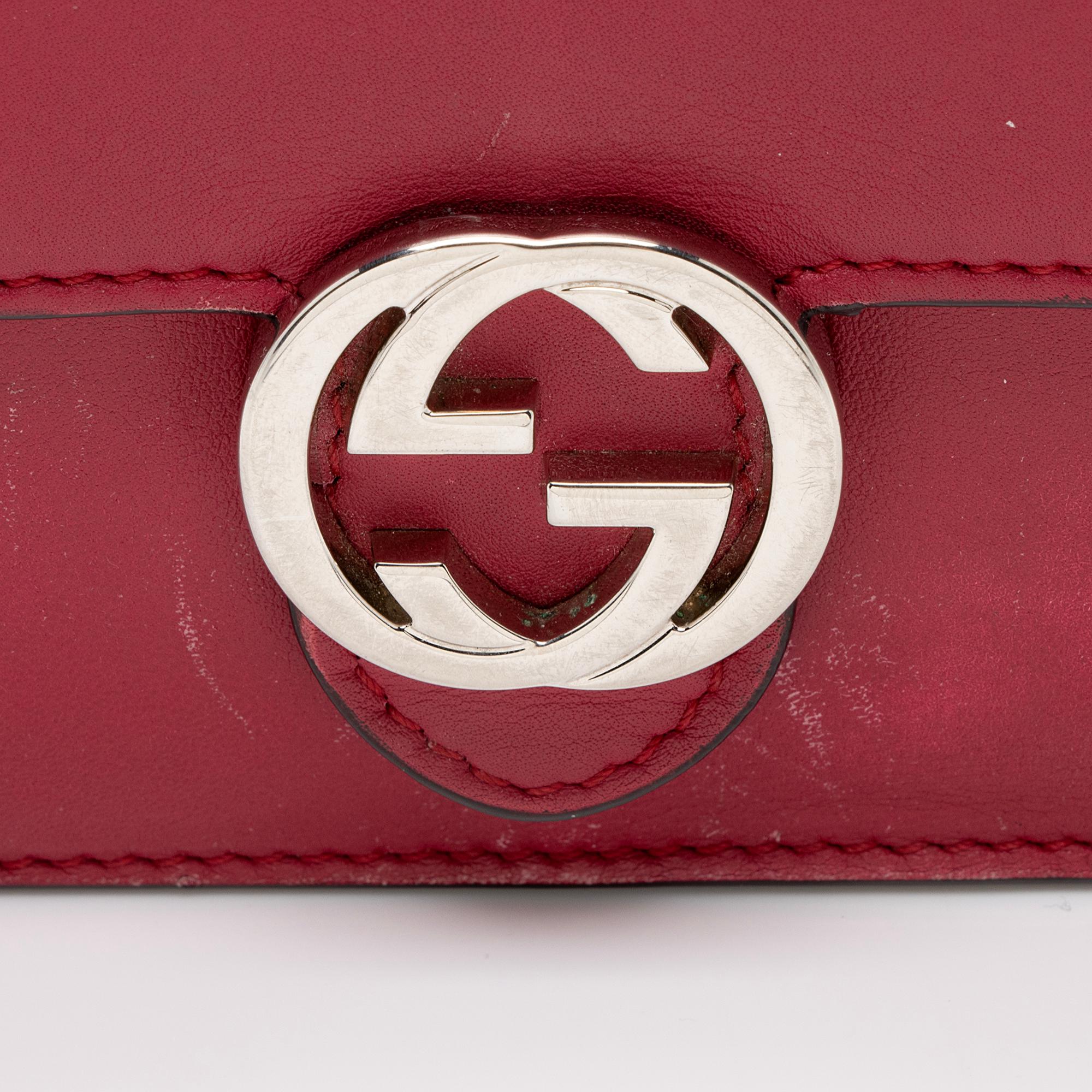 Gucci Smooth Calfskin Interlocking G Wallet on Strap (SHF-poz1cn)