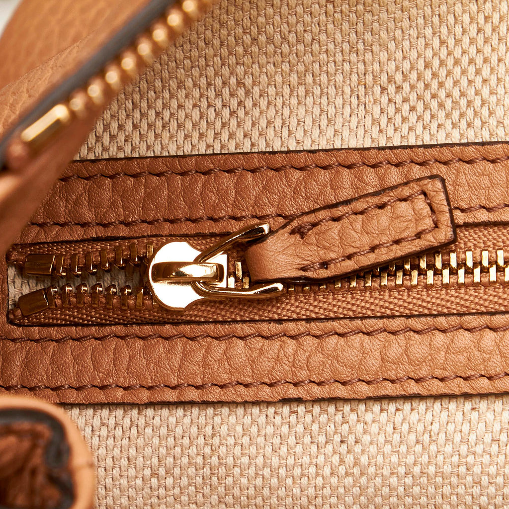 Gucci Soho Leather Shoulder Bag (SHG-31438)