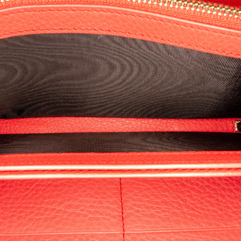 Gucci Soho Zip Around Continental Wallet (SHG-dhOb3H)