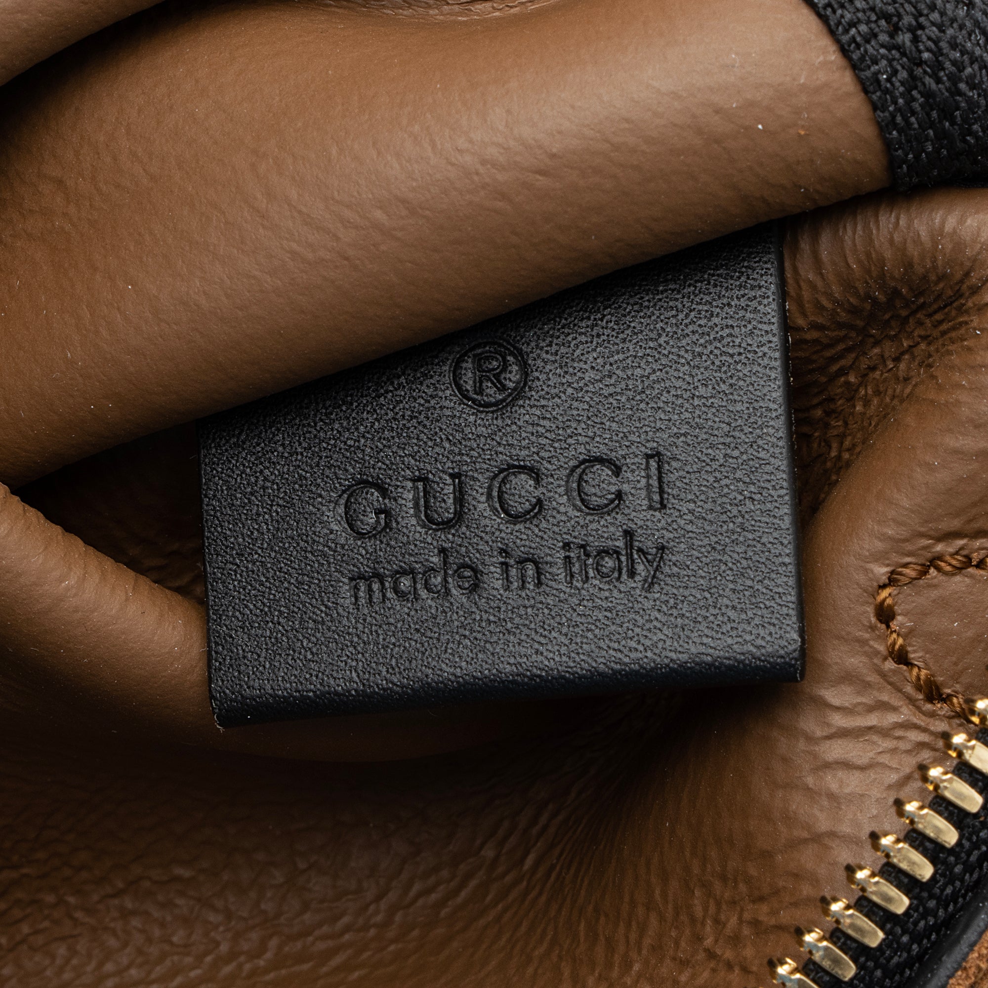 Gucci Suede Pochette (SHF-22696)