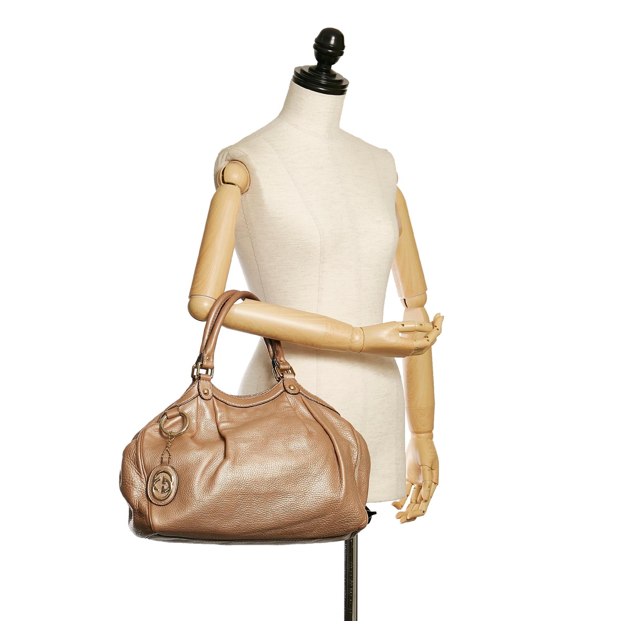 Gucci Sukey Leather Tote Bag (SHG-33713)