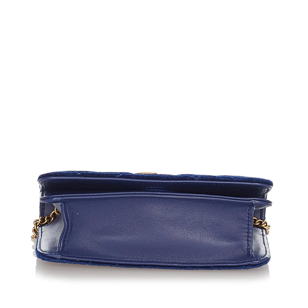 Gucci Super Mini Gucci Marmont Velvet Crossbody Bag (SHG-32500)