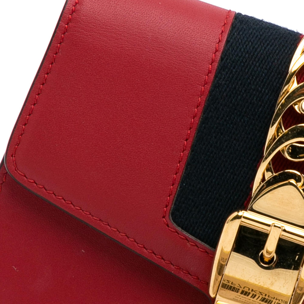 Gucci Super Mini Sylvie Chain Bag (SHG-LSaXfy)