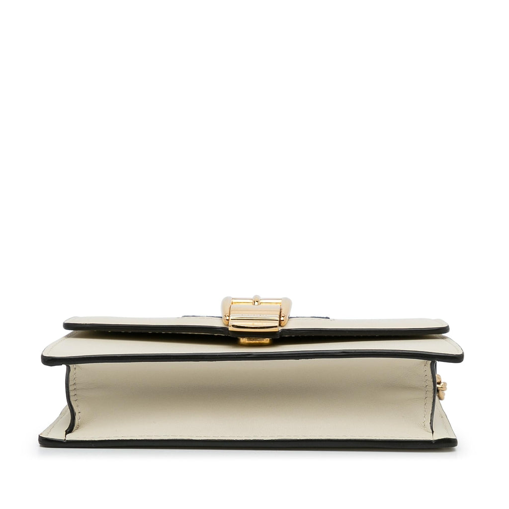 Gucci Super Mini Sylvie Chain Bag (SHG-yNIHwW)