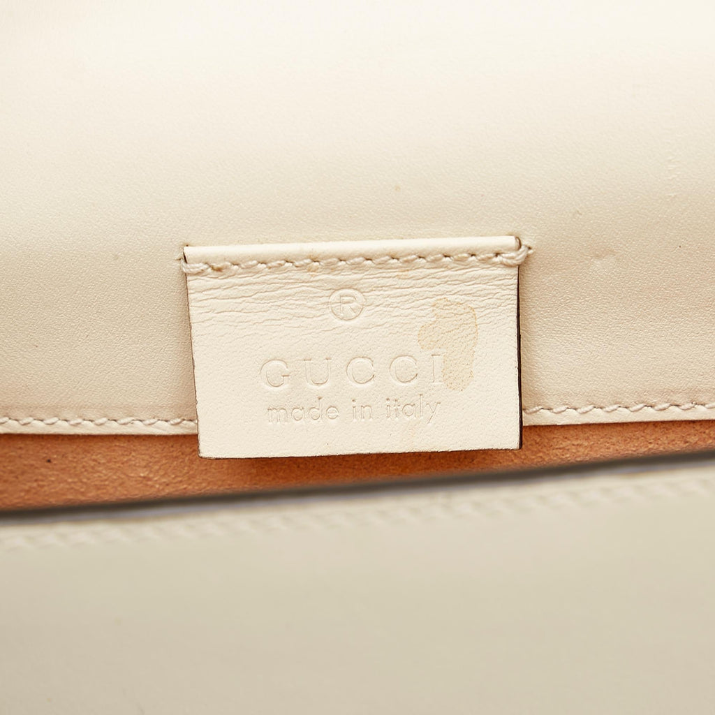 Gucci Super Mini Sylvie Crossbody Bag (SHG-ifuEsg)