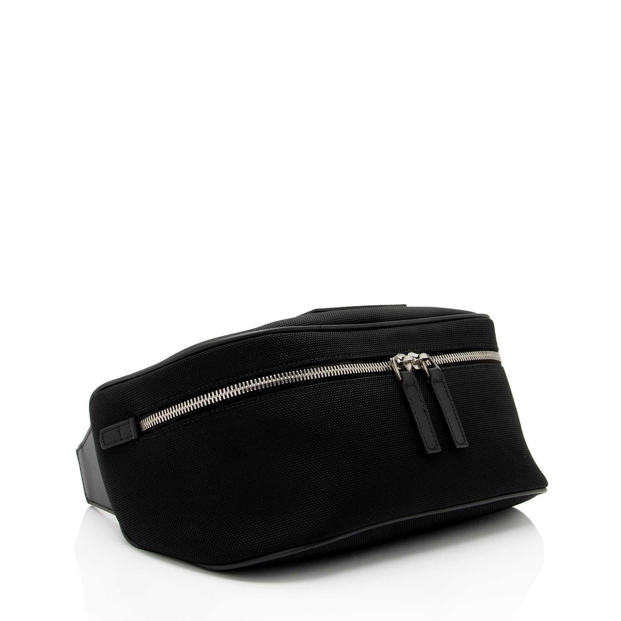 Gucci Techno Canvas Web Belt Bag (SHF-SNDmw5)