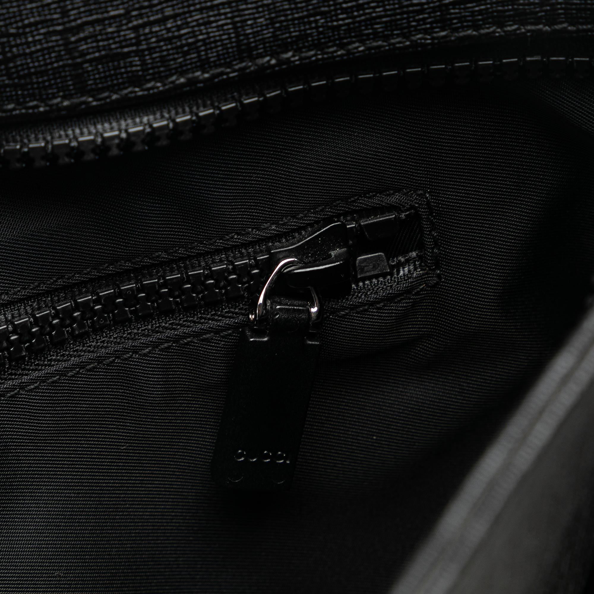 Gucci Trademark Logo Crossbody (SHG-f14qOg)