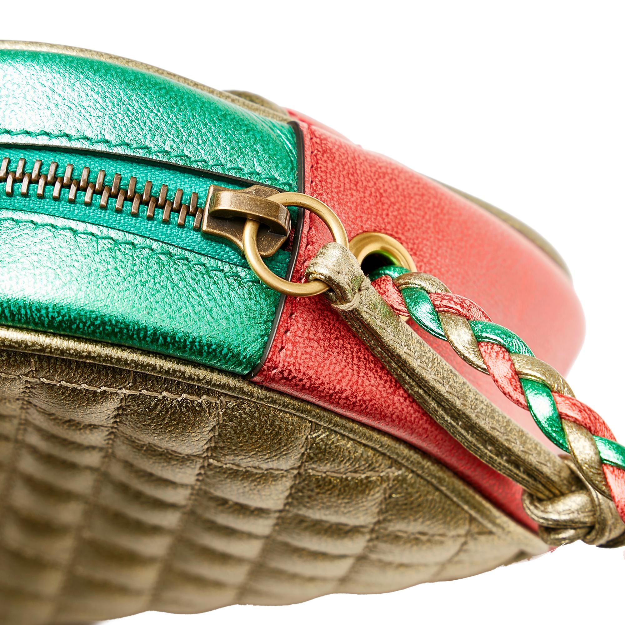 Gucci Trapuntata Leather Crossbody Bag (SHG-29305)