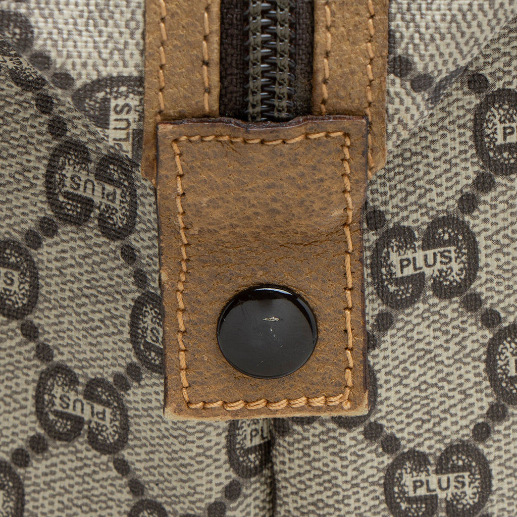 Gucci Vintage GG Plus Web Travel Tote (SHF-eJxKkp)