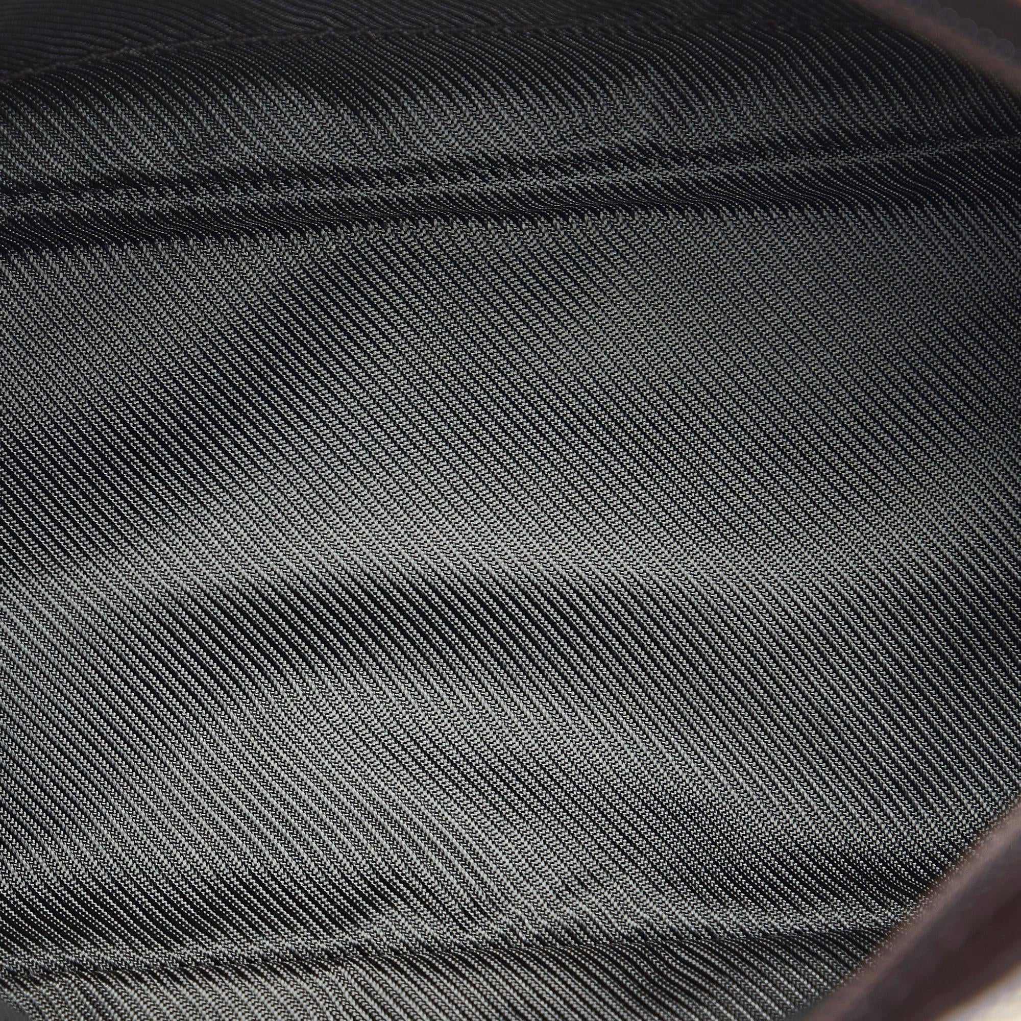 Gucci Web Baguette (SHG-ixhSpc)