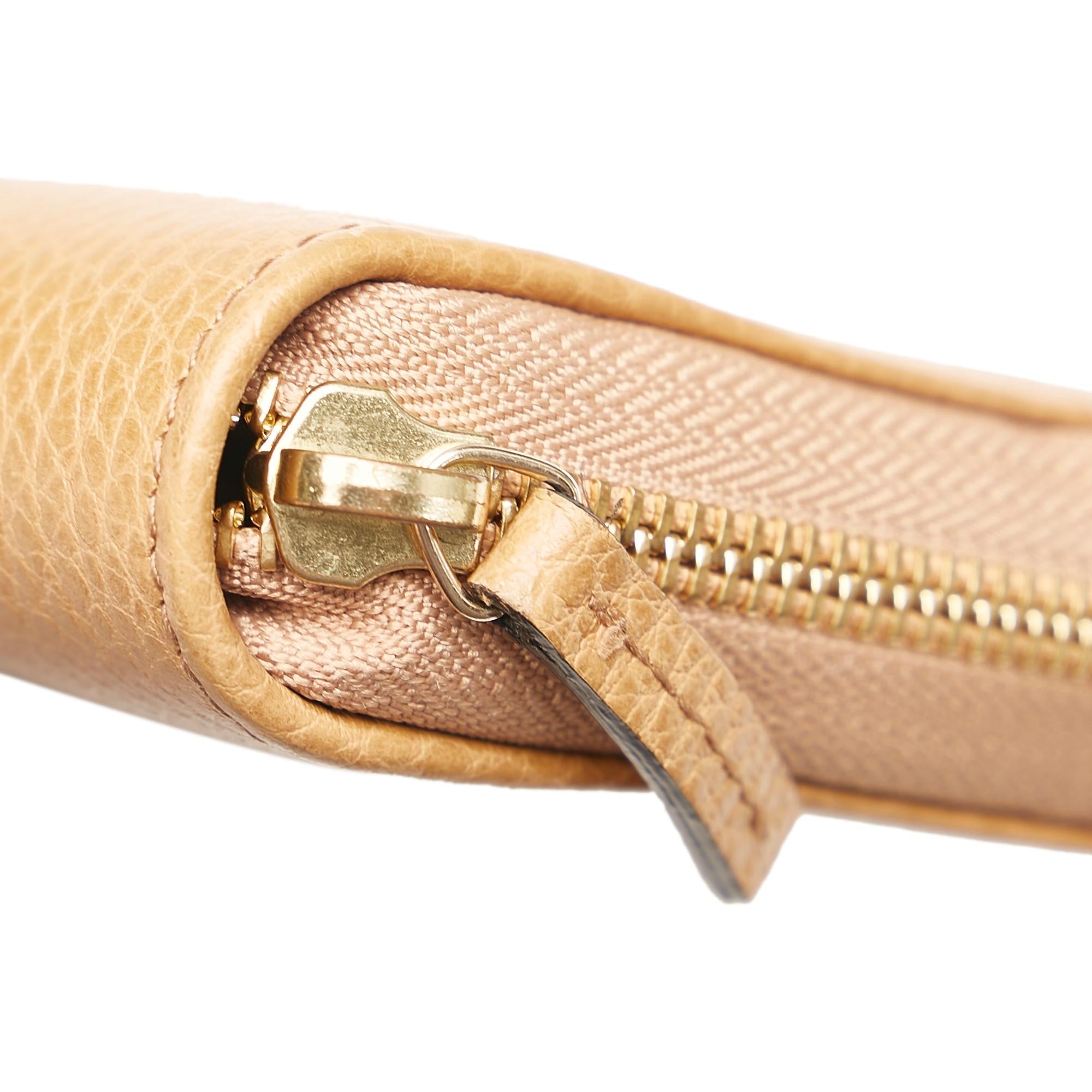 Gucci Zip Around Leather Wallet (SHG-34953)