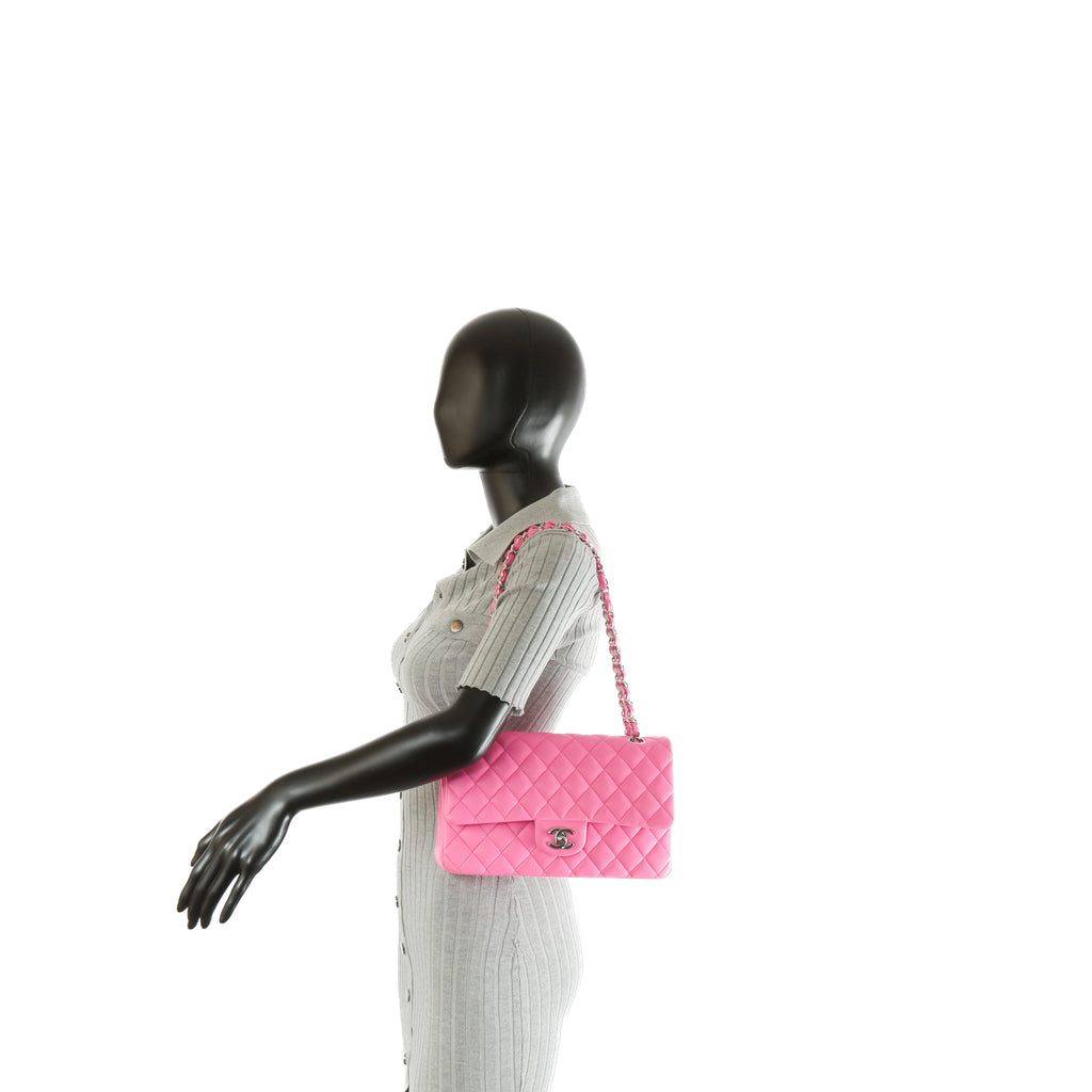 CHANEL 2021 Medium Classic Double Flap Lambskin- BuBurberrylegum Pink