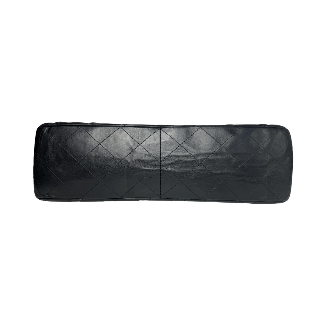 Chanel Classic Single Flap Jumbo Black Lambskin SiLouis Vuittoner