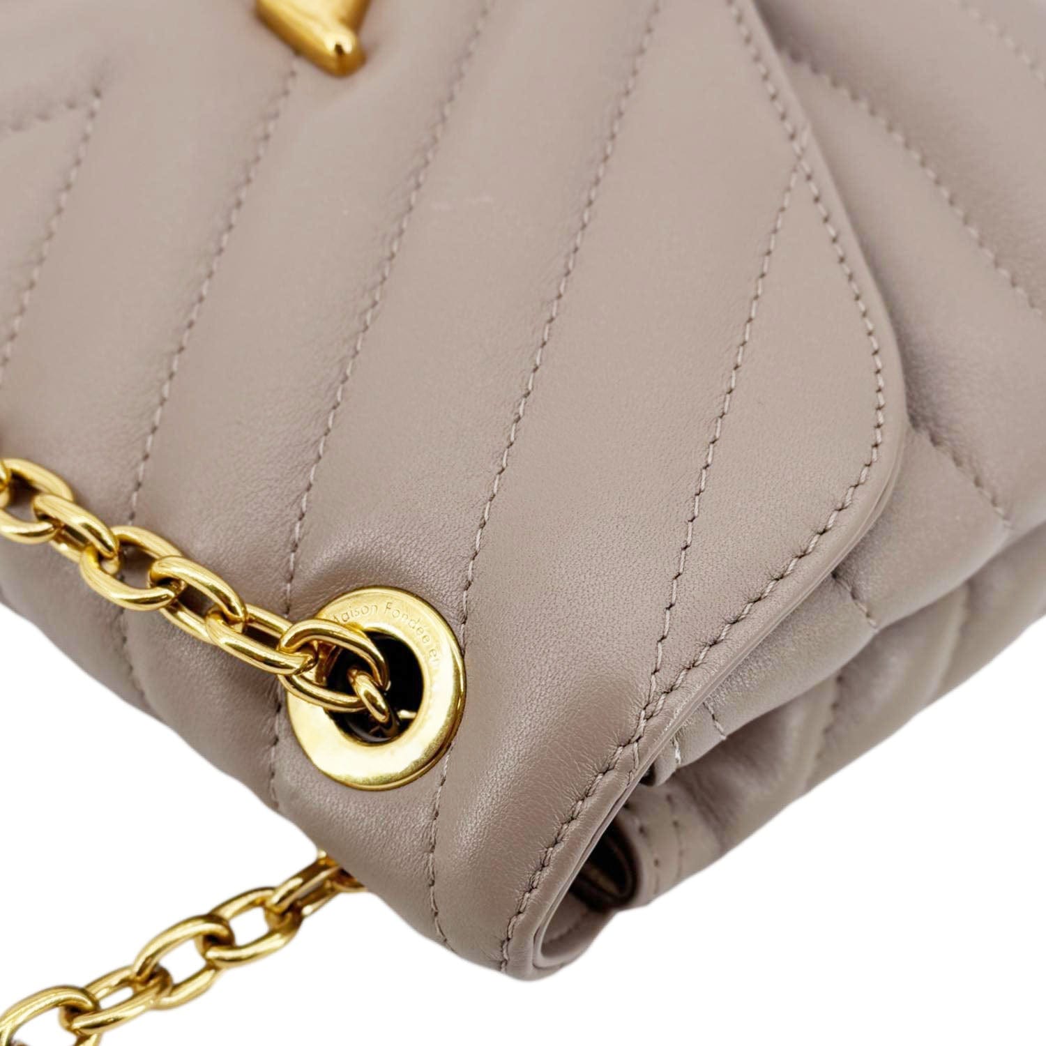 LOUIS VUITTON New Wave Chain MM Calfskin Leather Shoulder Bag Beige