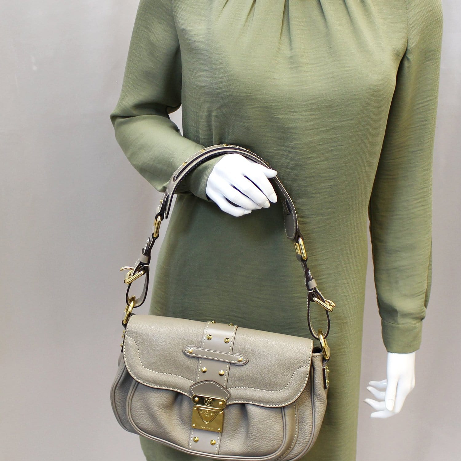 LOUIS VUITTON Verone Suhali Leather Le Confident Shoulder Bag