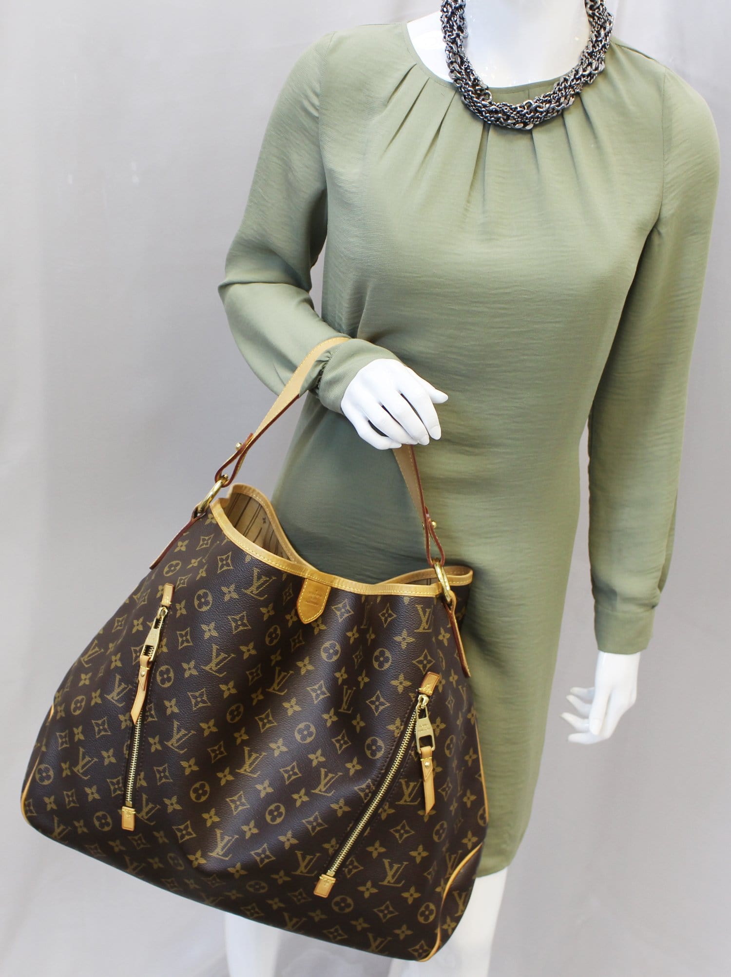 LOUIS VUITTON Monogram Canvas Delightful GM Shoulder Bag