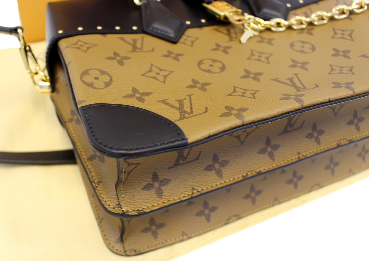 LOUIS VUITTON Reverse Monogram City Malle MM Shoulder Handbag
