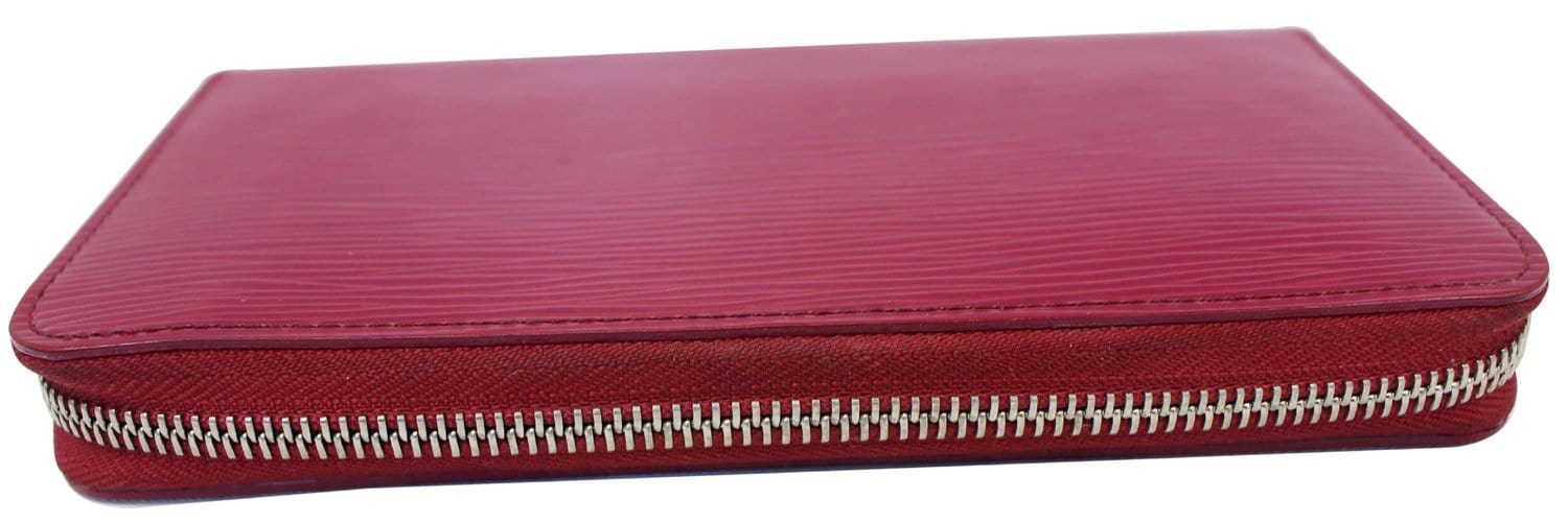 LOUIS VUITTON Epi Leather Fuchsia Zippy Wallet