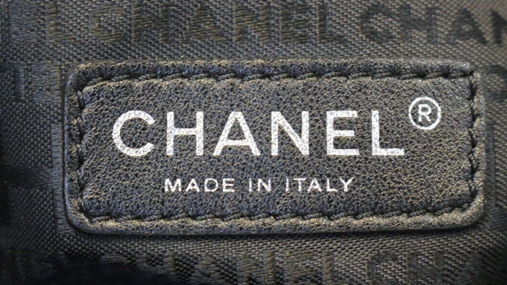 Chanel Shoulder Bag Black  Leather - CHANEL Bags