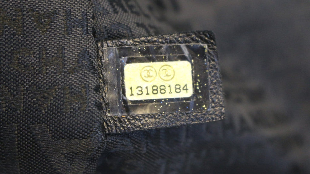 Chanel Shoulder Bag Black  Leather - CHANEL Bags