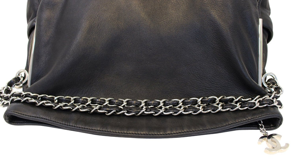 Chanel Shoulder Bag Black  Leather - CHANEL Bags