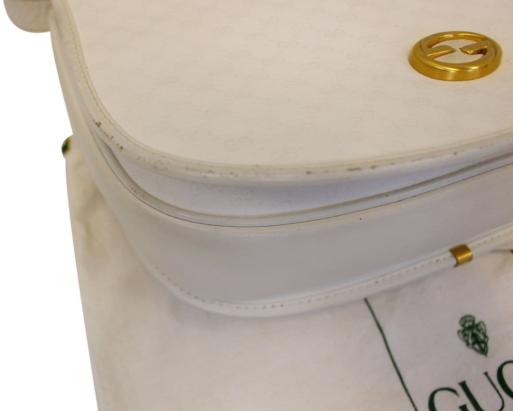 GUCCI Supreme White Flap Crossbody Bag