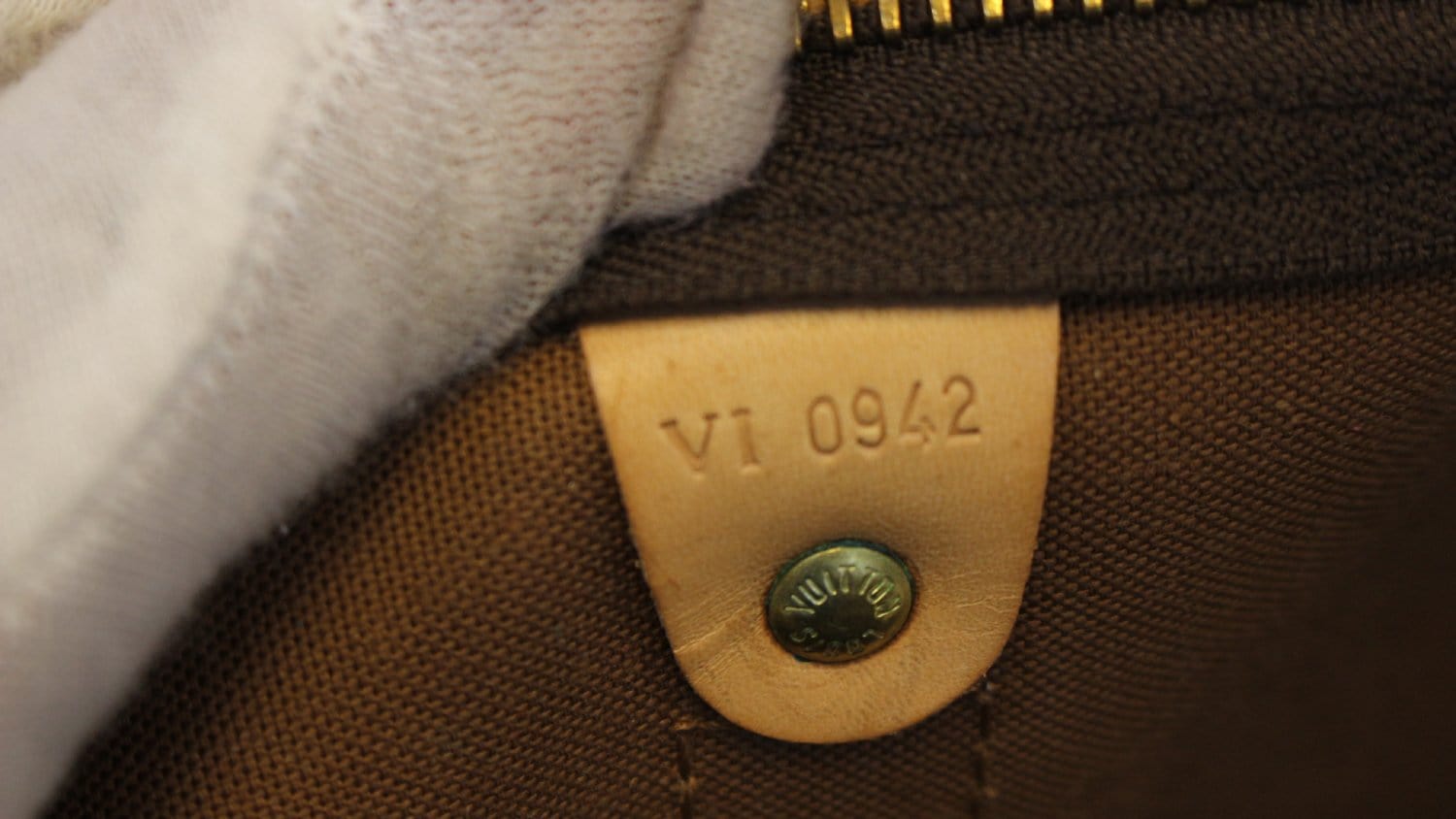 LOUIS VUITTON Monogram Canvas Keepall Bandouliere 55 Travel Bag